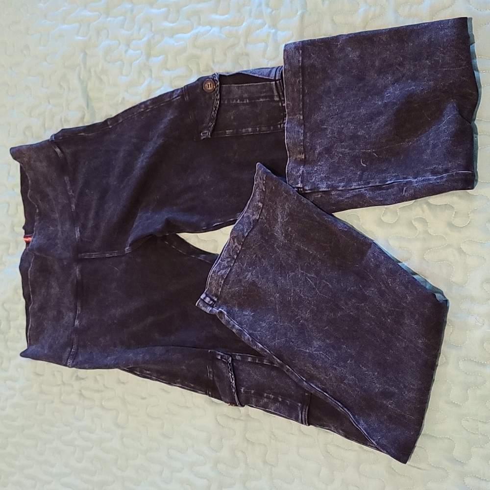 Hard Tail, cargo yoga pant, M,dark denim blue.